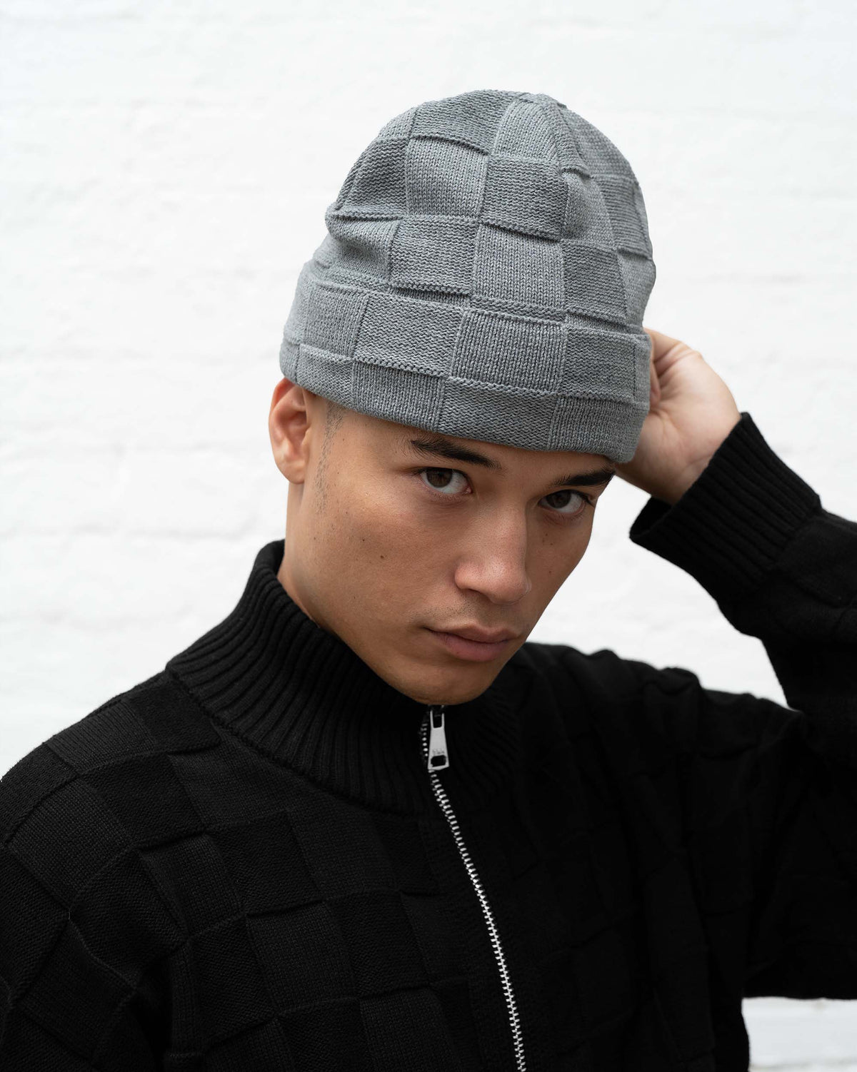KNIT BEANIE