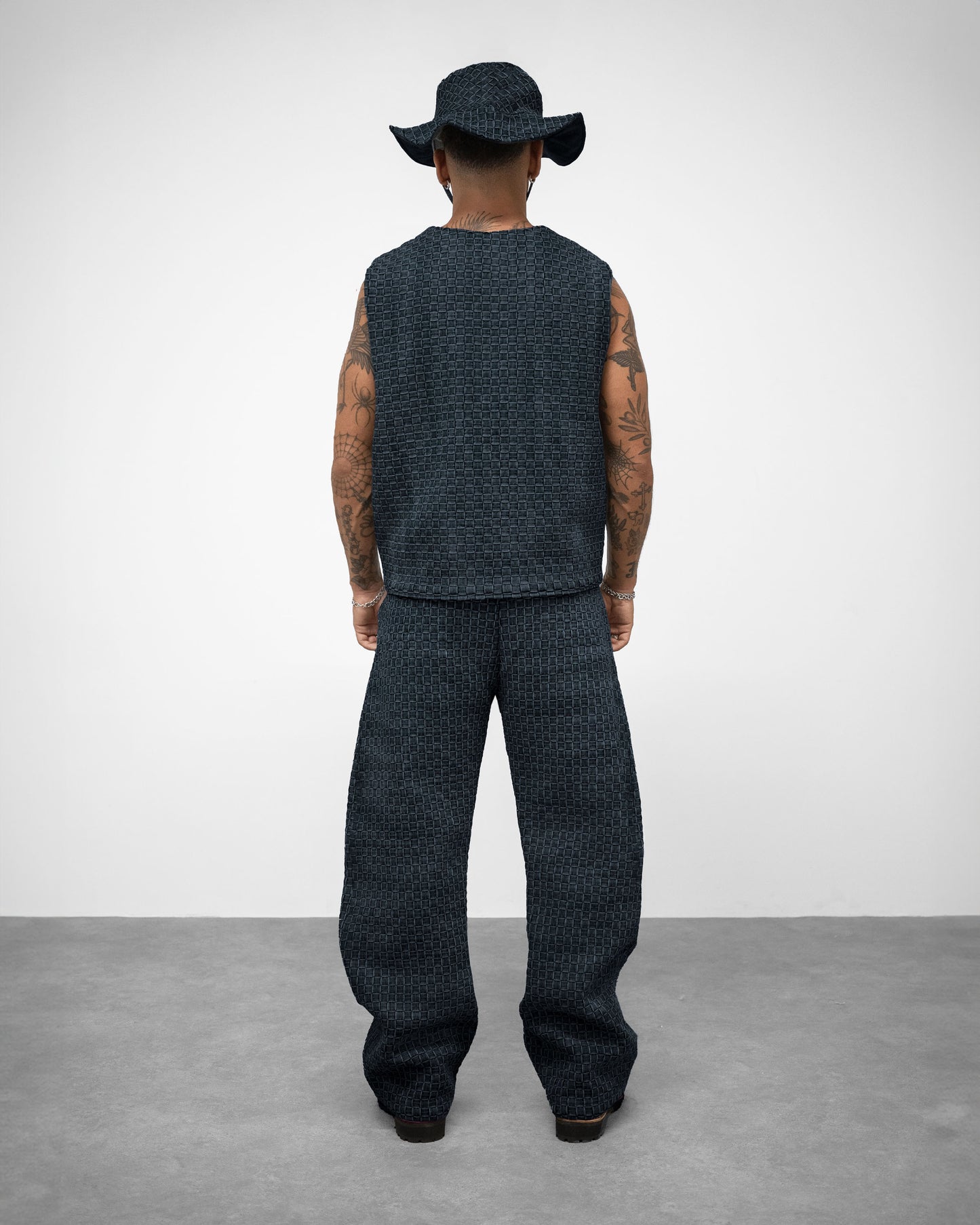 OVERLAP VEST