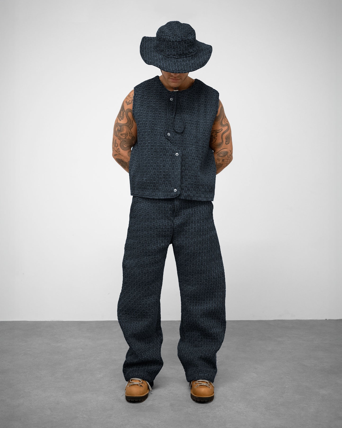OVERLAP VEST
