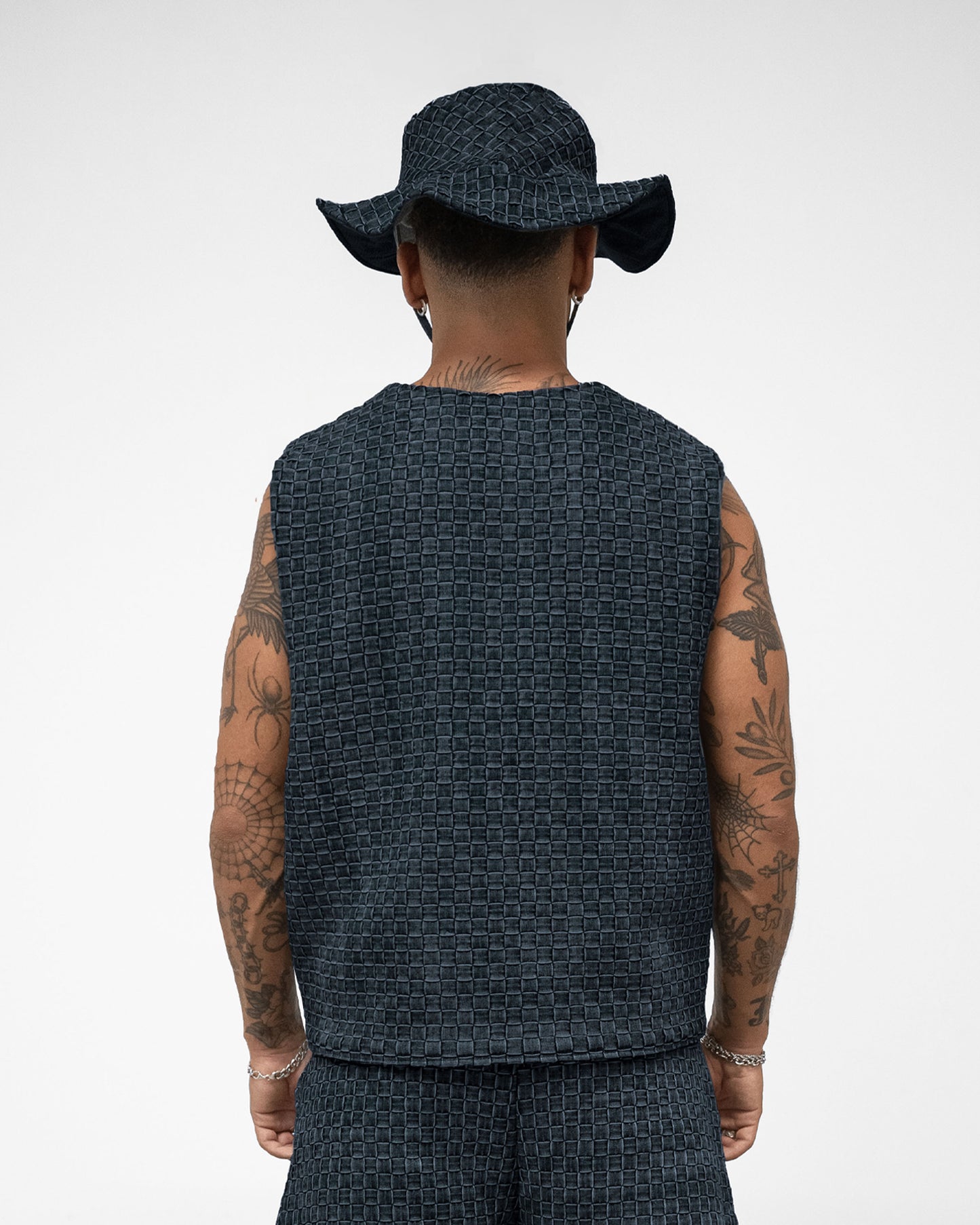 OVERLAP VEST