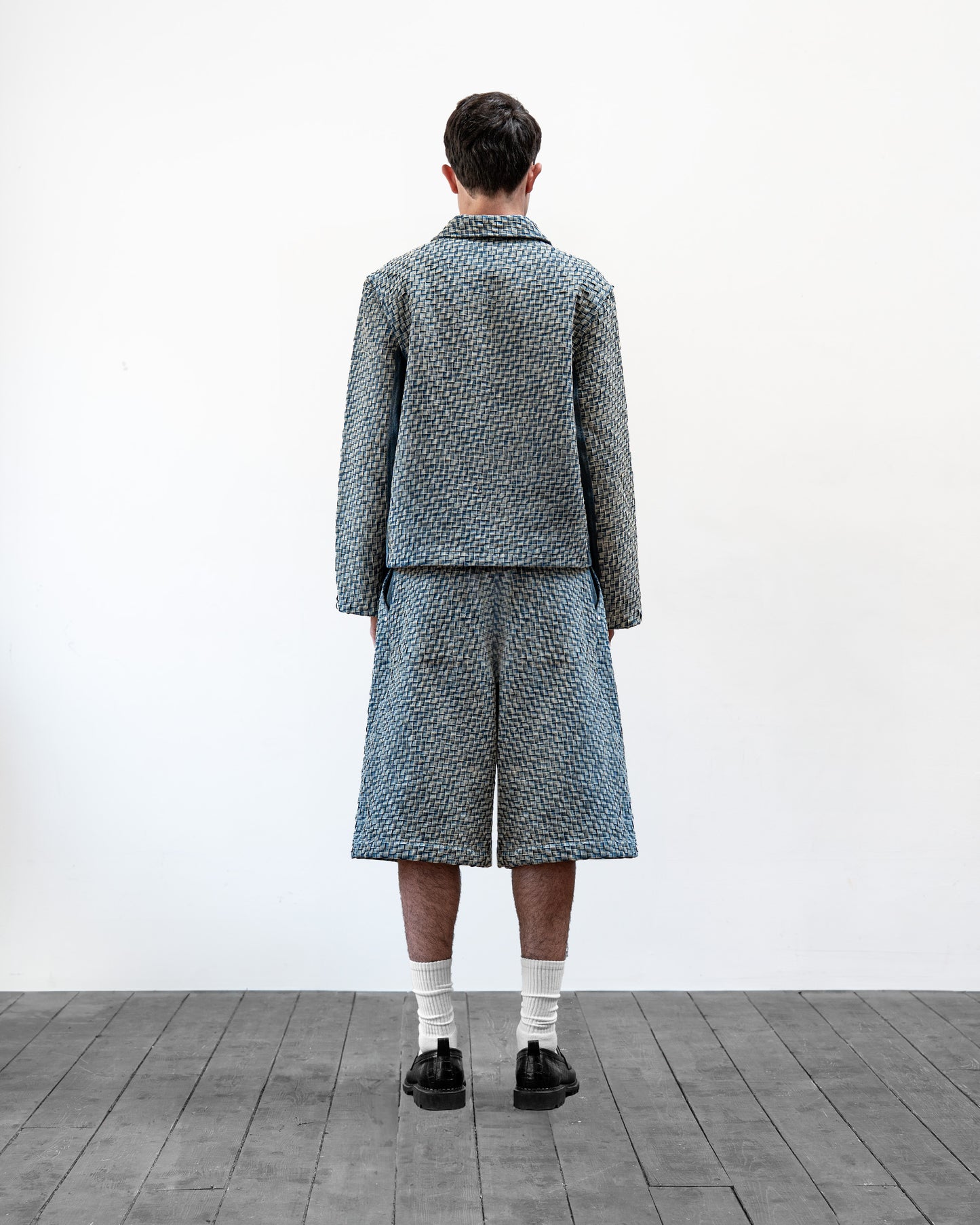WOVEN PLEAT SHORTS