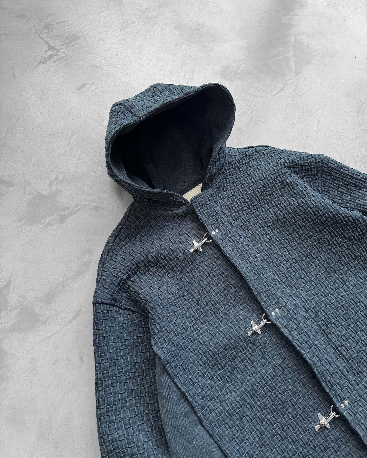 WOVEN CLASP JACKET