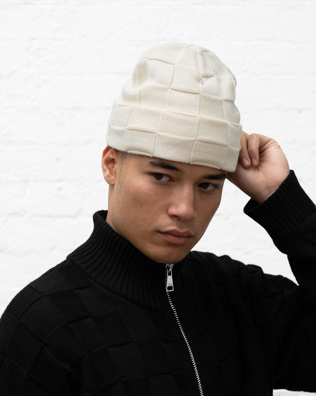 KNIT BEANIE
