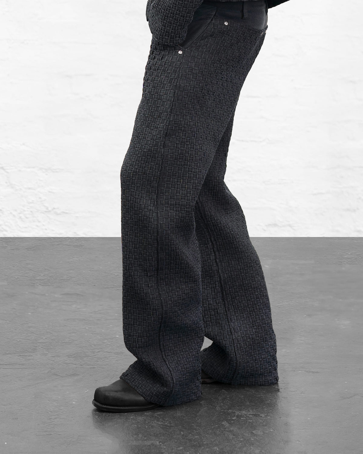 BRYDER Woven Denim Jean in Midnight — side product view
